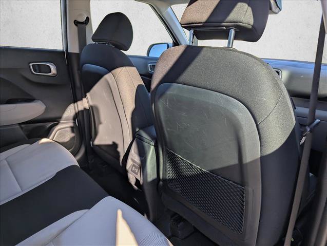 Certified 2025 Hyundai Venue SEL FWD image 29