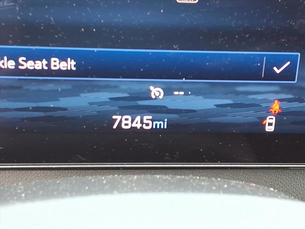 Used 2024 Chevrolet Traverse LT w/ LPO, Floor Liner Package image 29