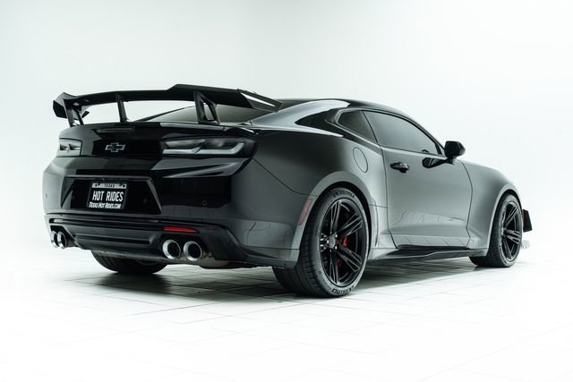 Used 2018 Chevrolet Camaro ZL1 image 12