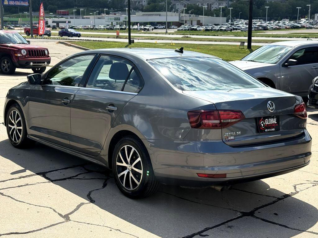 Used 2018 Volkswagen Jetta SE image 5