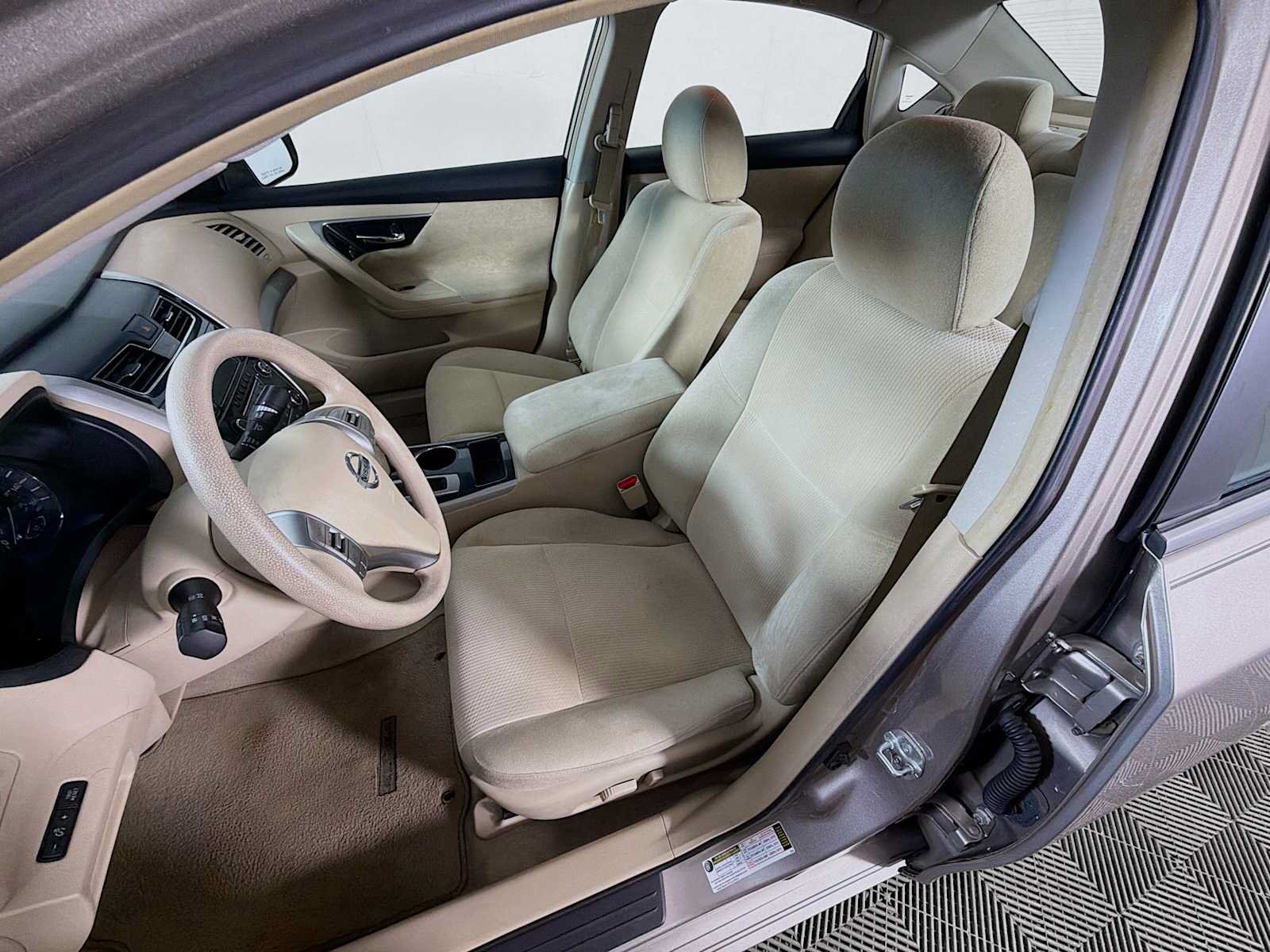 Used 2013 Nissan Altima 2.5 S FWD image 17