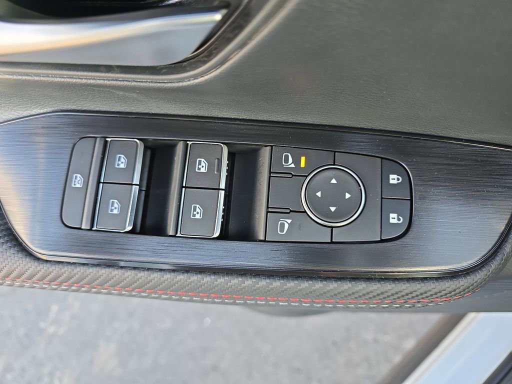 New 2026 Nissan Kicks SR w/ Cold Weather Package FWD image 31
