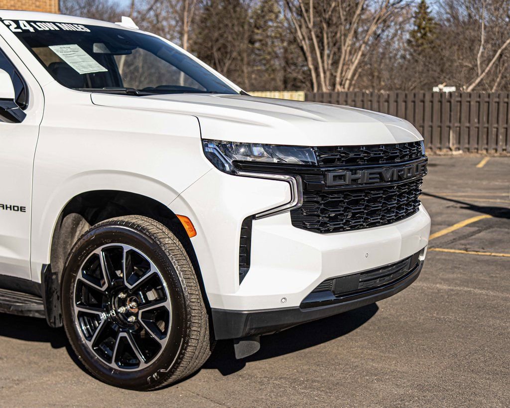 Used 2024 Chevrolet Tahoe RST w/ Luxury Package image 4