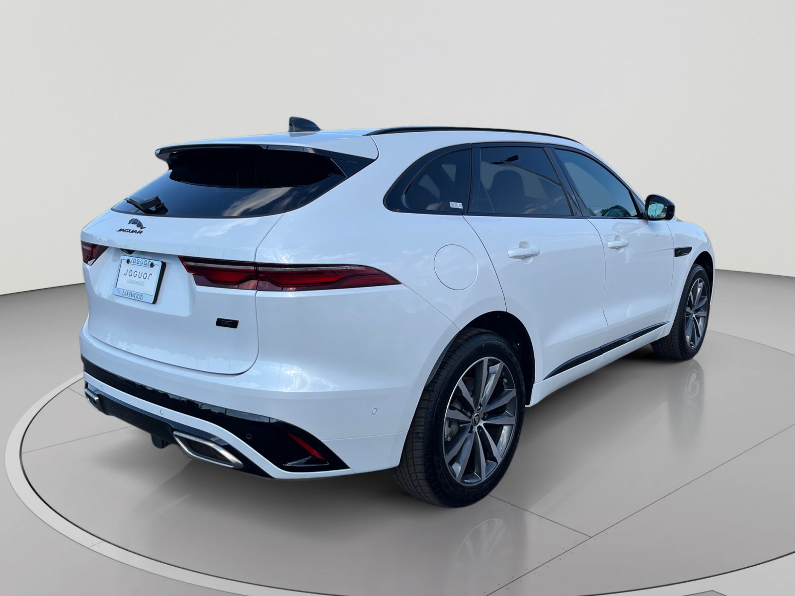 New 2026 Jaguar F-PACE R-Dynamic S AWD/4WD image 5