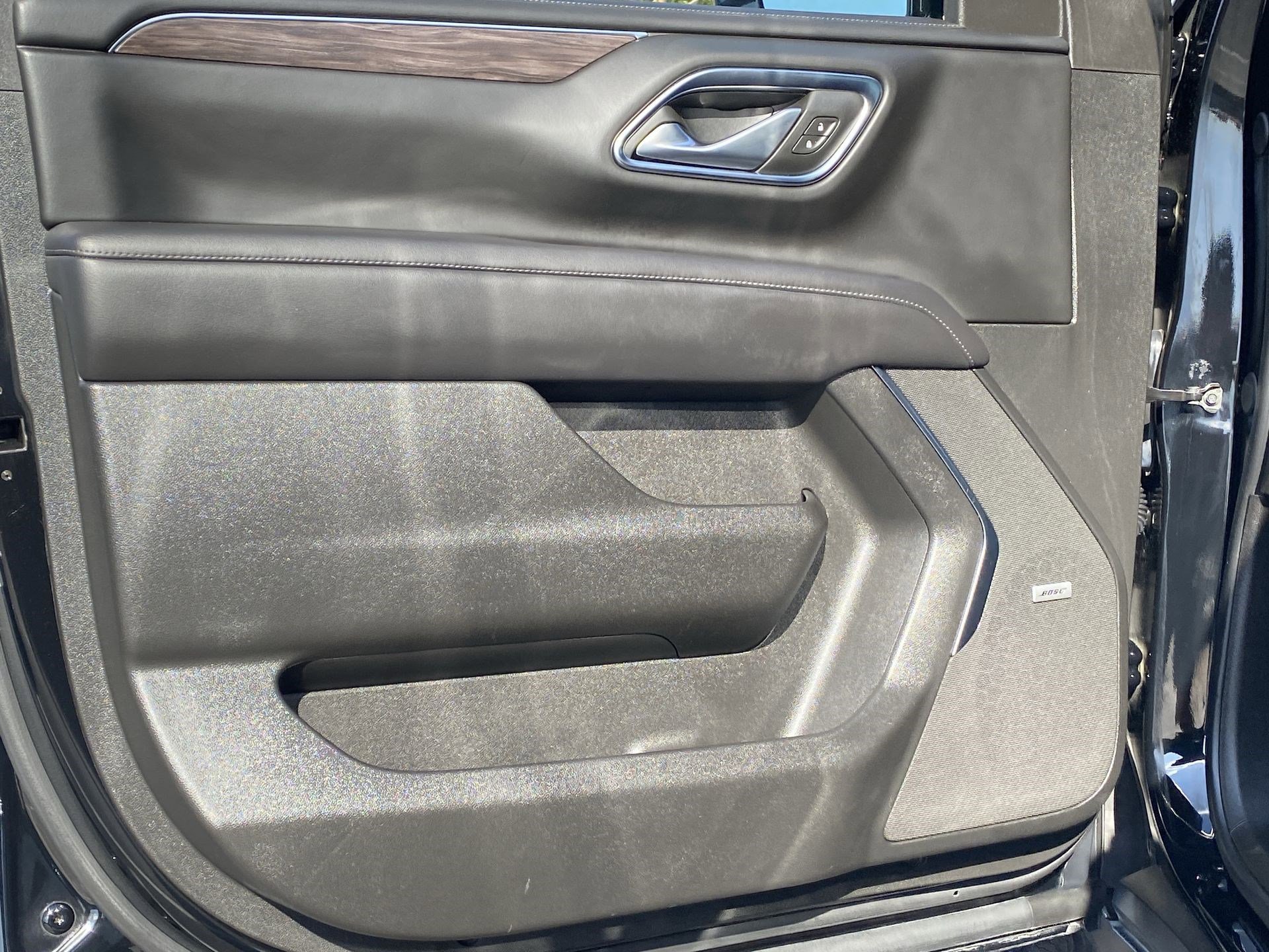 Used 2024 Chevrolet Tahoe LT image 25