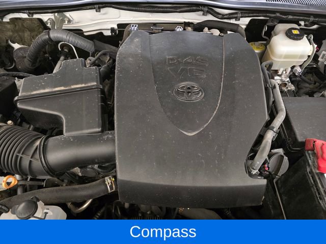 Used 2017 Toyota Tacoma TRD Off-Road w/ Premium & Technology Package image 11