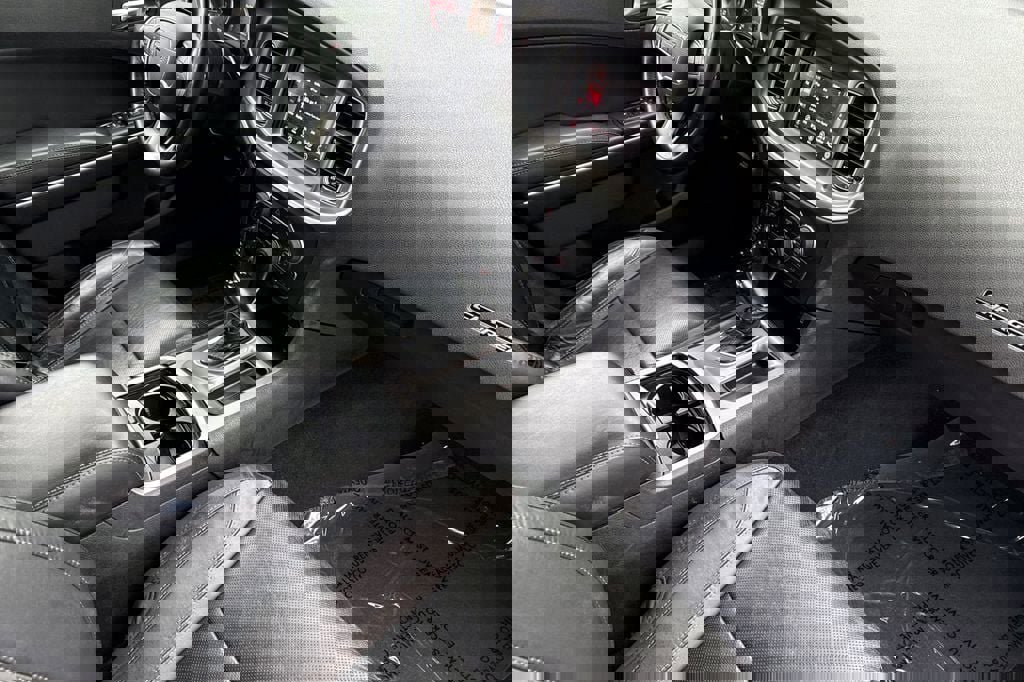 Used 2021 Dodge Charger SXT w/ Leather Interior Group image 12