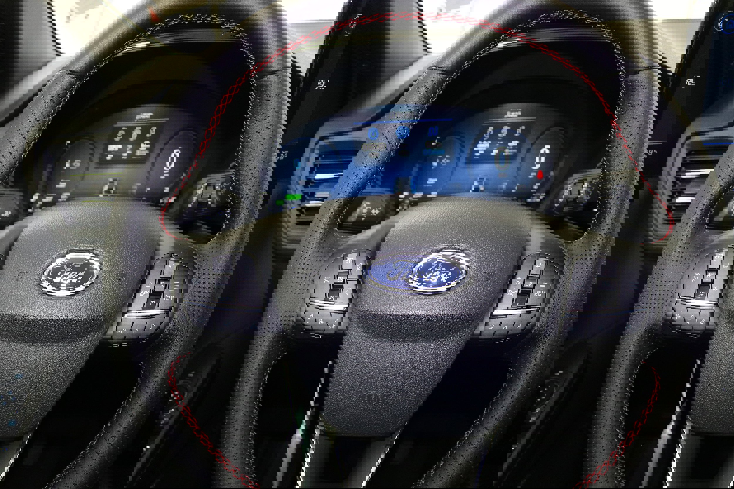 New 2026 Ford Escape ST-Line Select w/ Tech Pack #2 image 16