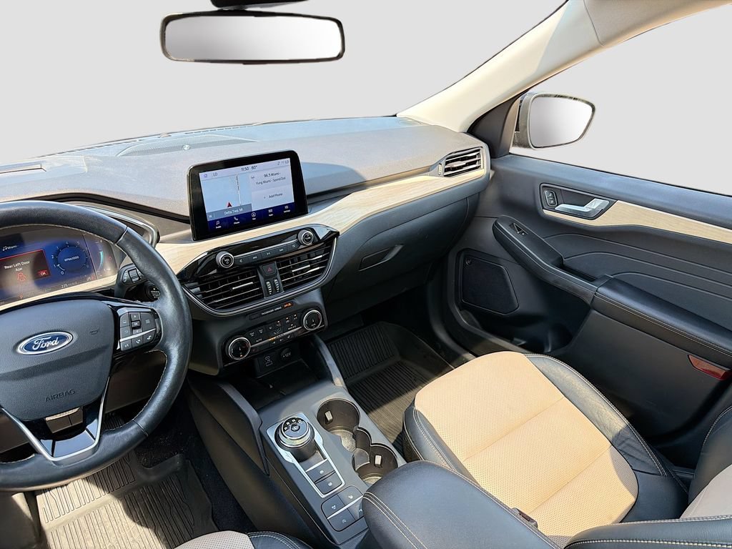 Used 2022 Ford Escape Titanium w/ Titanium Elite Package AWD/4WD image 27