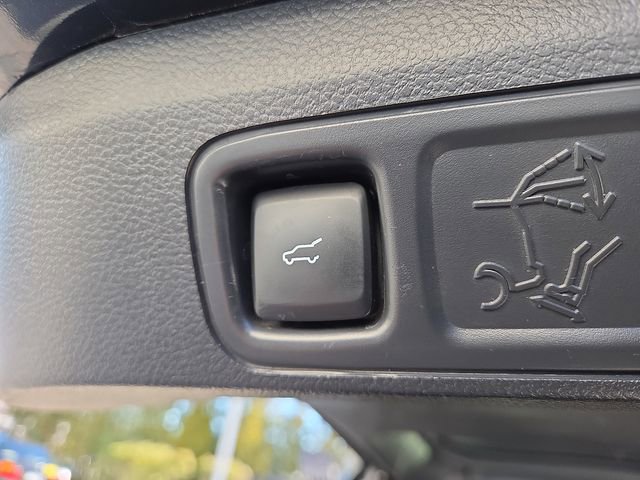 Used 2022 Ford Expedition Limited image 28