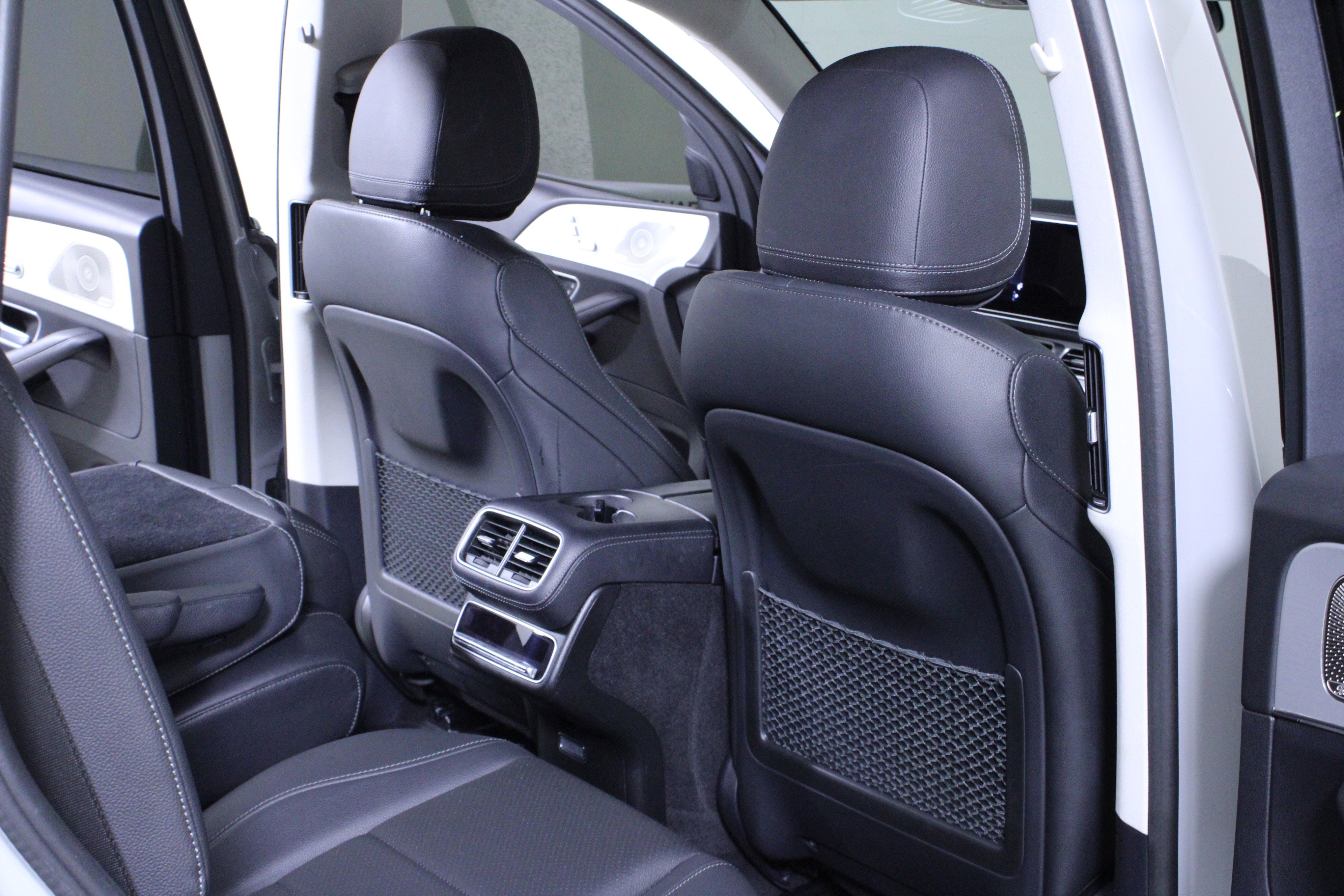 Used 2024 Mercedes-Benz GLS 450 4MATIC image 14