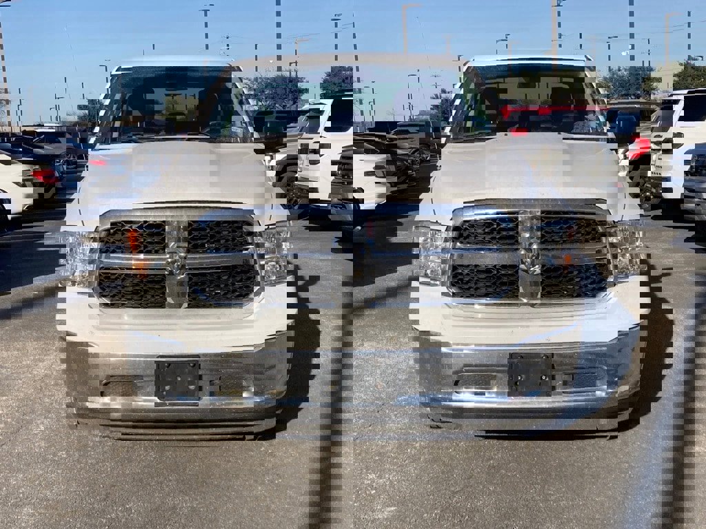 Used 2024 RAM 1500 Classic SLT image 2