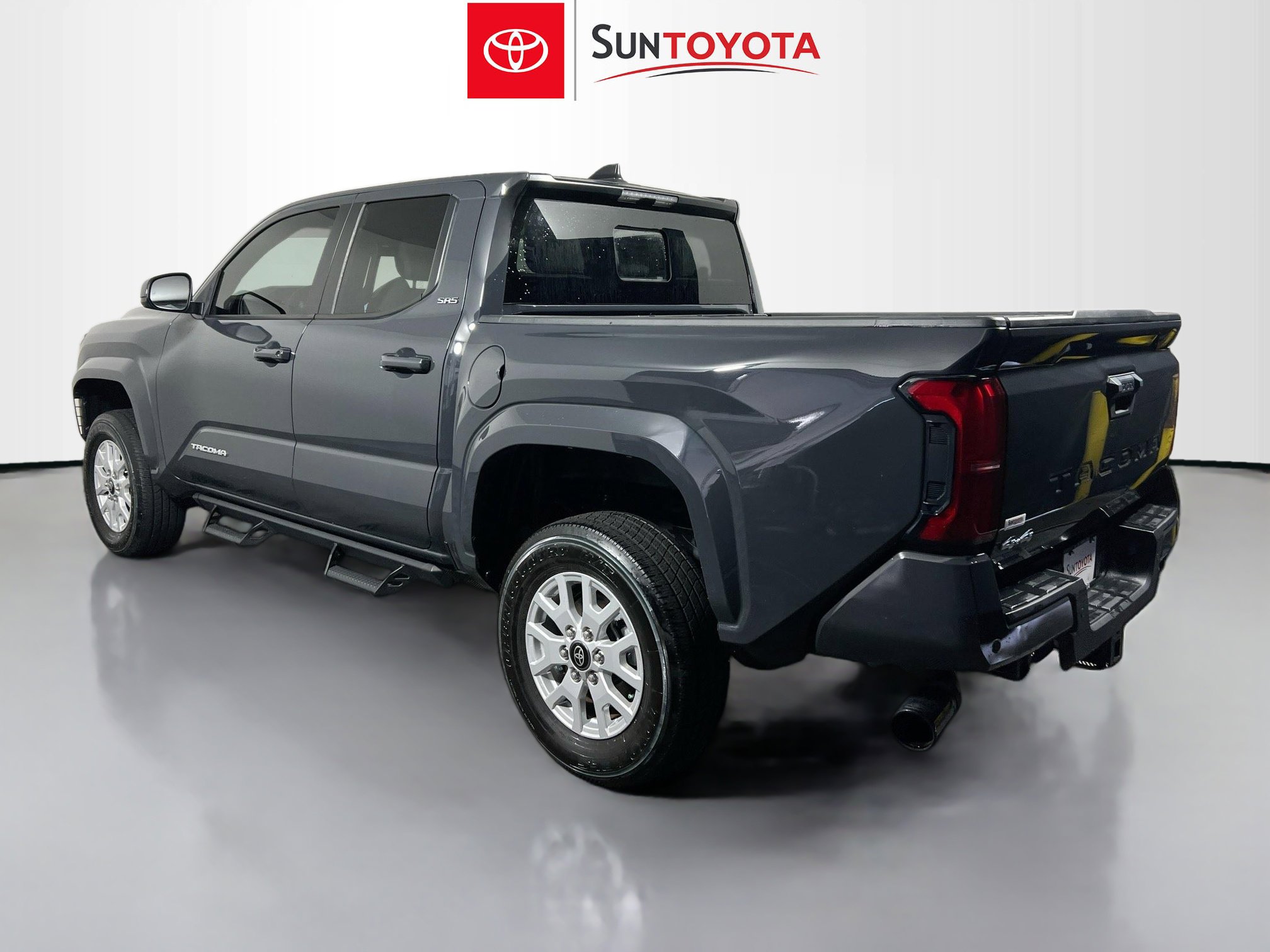 Used 2024 Toyota Tacoma SR5 w/ SR5 Upgrade Package image 6