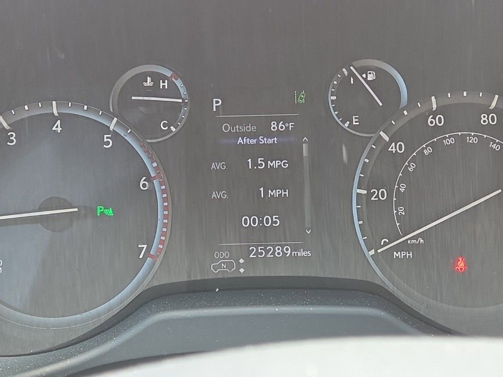 Used 2023 Lexus GX 460 Luxury w/ Accessory Package image 20