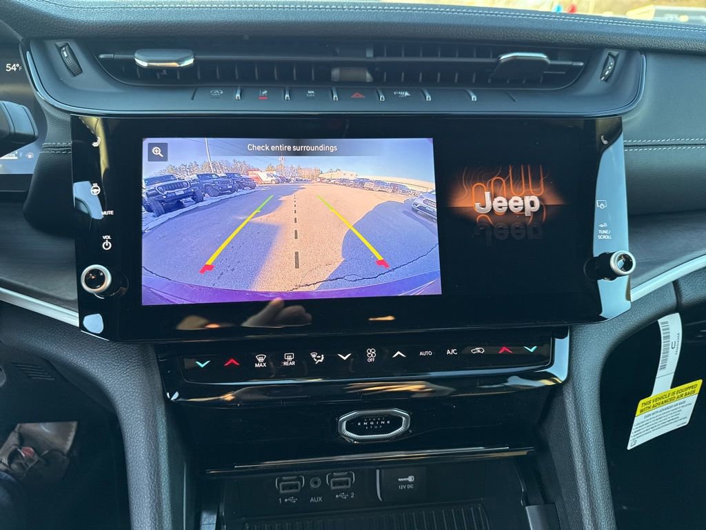 New 2026 Jeep Grand Cherokee Laredo image 14