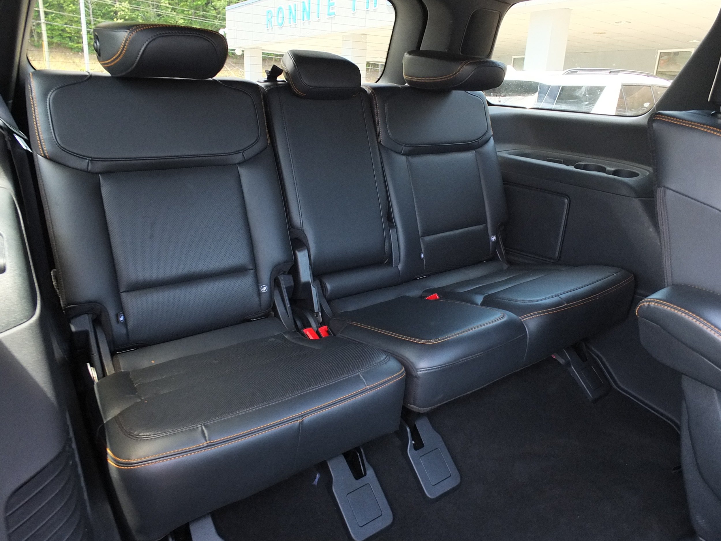 Used 2025 Ford Expedition Tremor AWD/4WD image 16