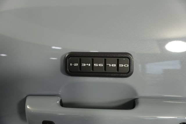 Used 2025 Ford F450 Platinum w/ FX4 Off-Road Package AWD/4WD image 25