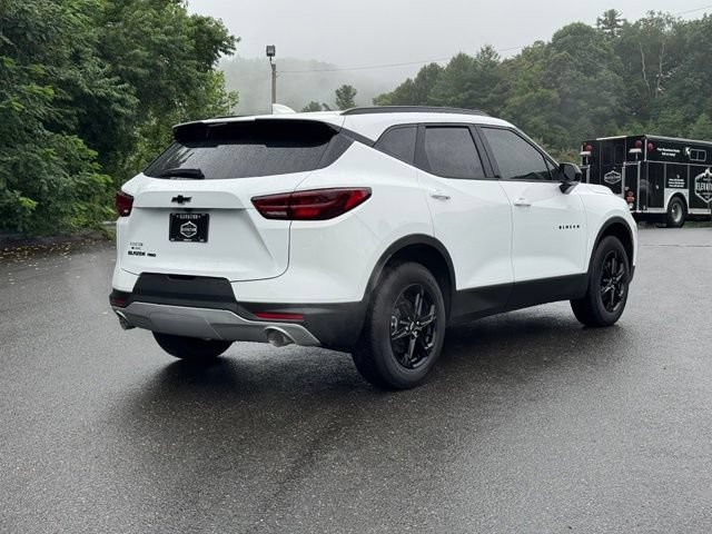 New 2026 Chevrolet Blazer LT w/ Convenience Package AWD/4WD image 7