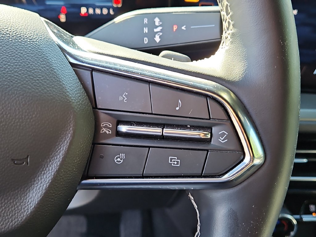 Used 2026 Chevrolet Traverse LT FWD image 26