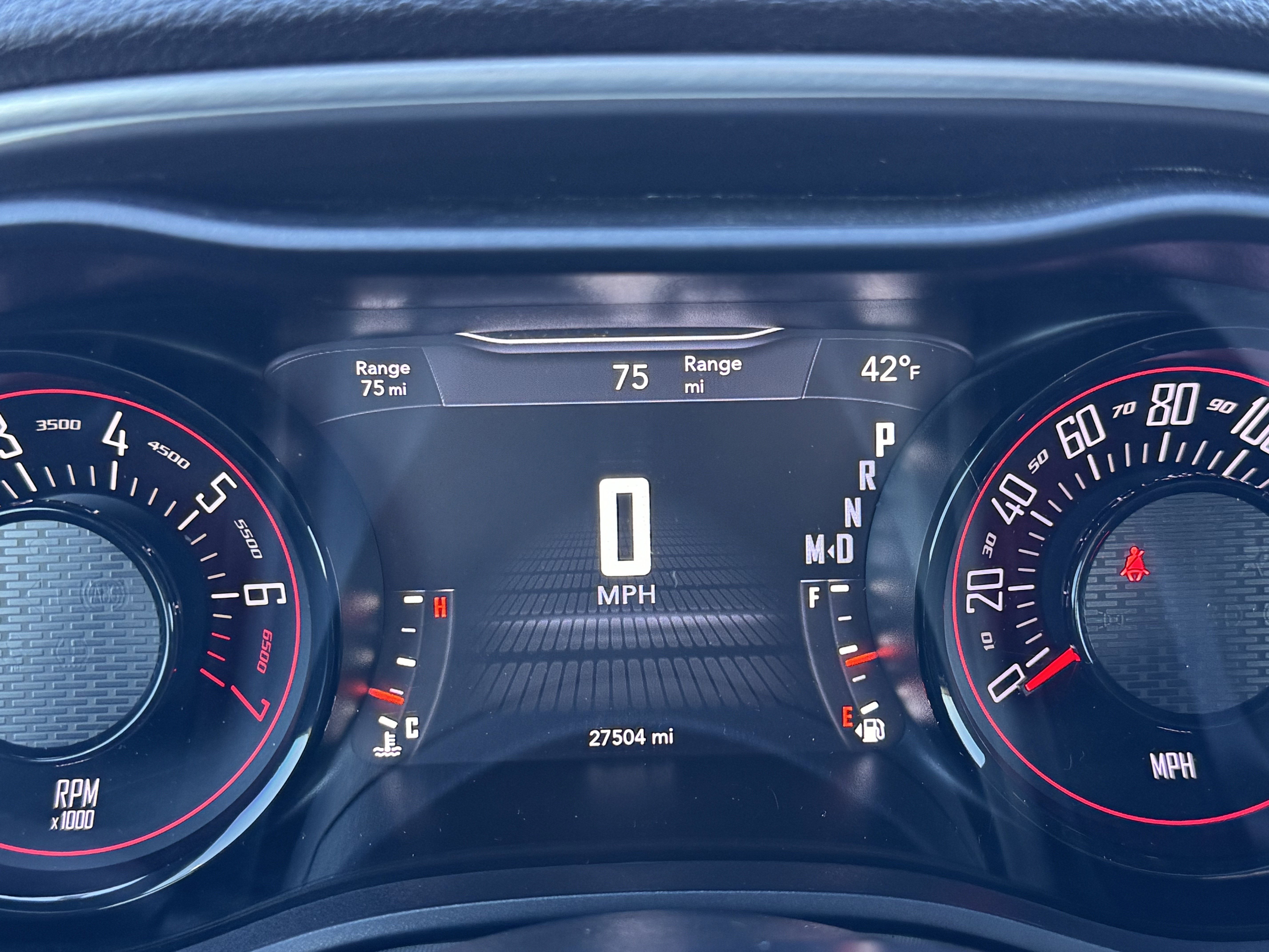 Used 2021 Dodge Challenger SXT w/ Blacktop Package image 11