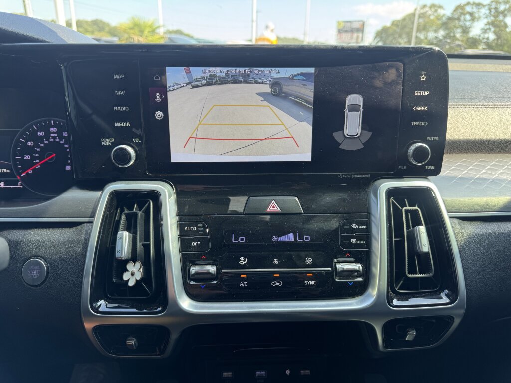 Used 2022 Kia Sorento SX image 31