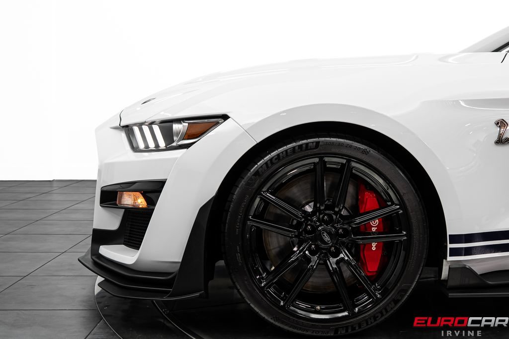 Used 2022 Ford Mustang Shelby GT500 w/ Technology Package RWD image 15