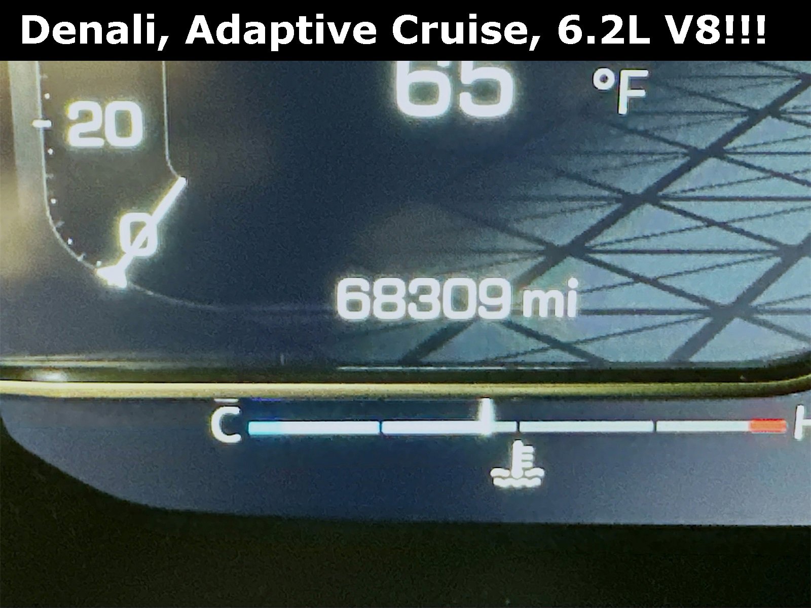 Used 2023 GMC Yukon XL Denali image 13