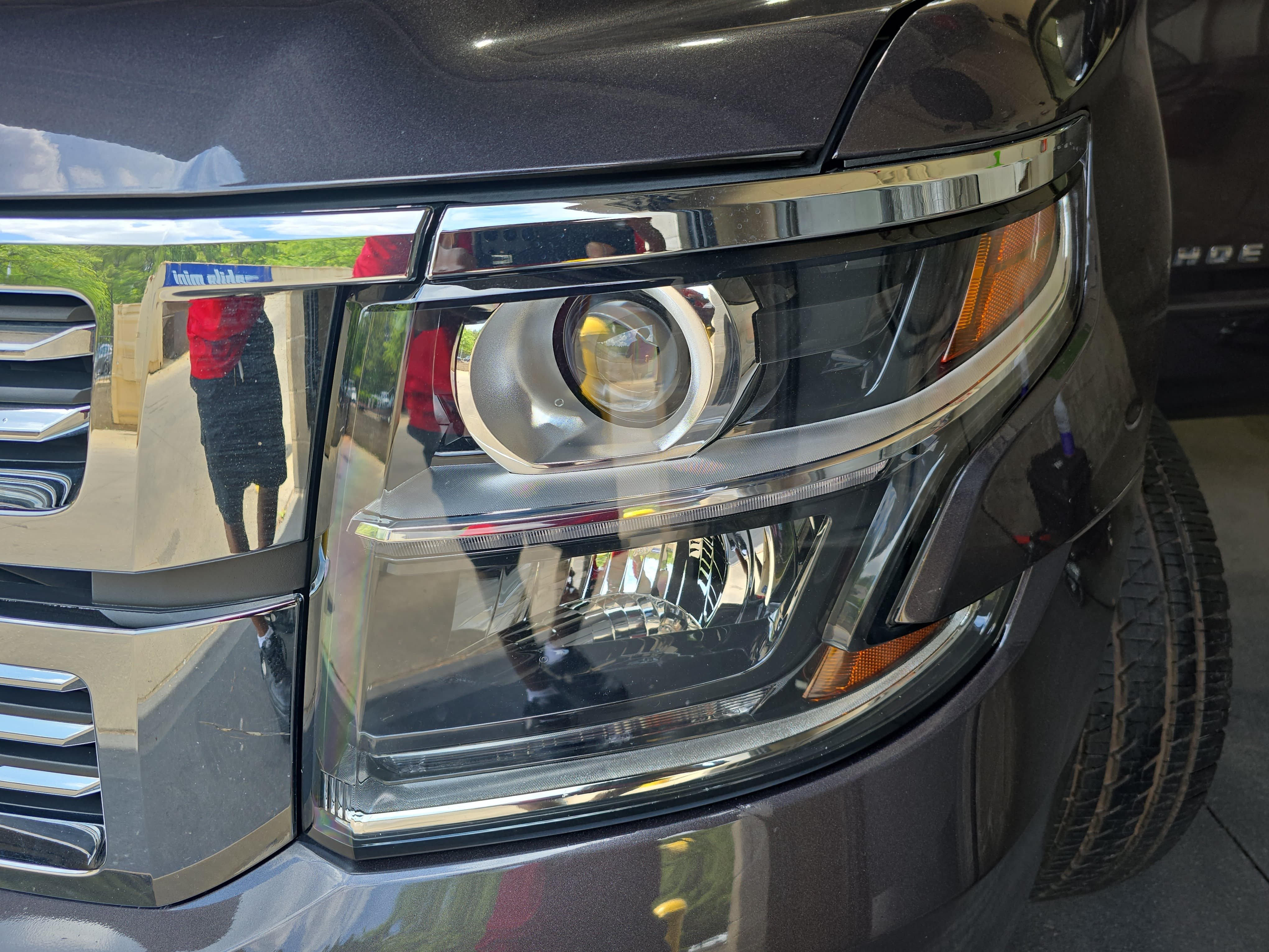 Used 2018 Chevrolet Tahoe Premier AWD/4WD image 32