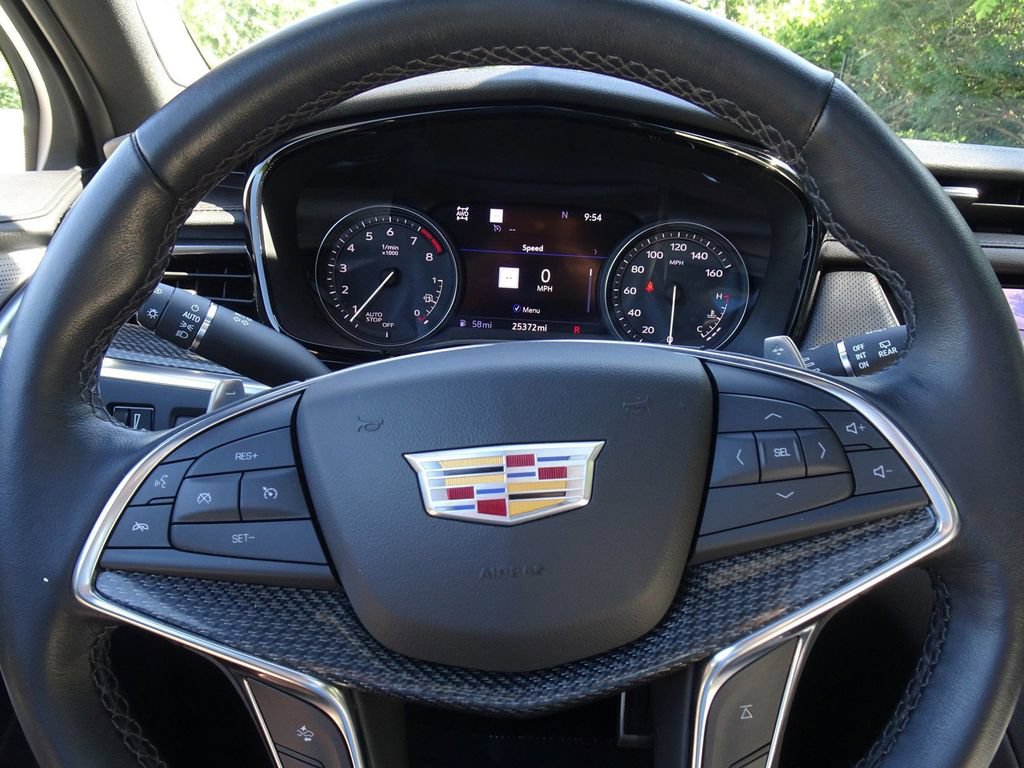 Certified 2023 Cadillac XT5 Sportv w/ Technology Package AWD/4WD image 19