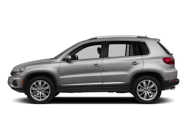 Used 2017 Volkswagen Tiguan Wolfsburg Edition AWD/4WD image 3