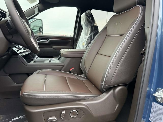 New 2026 GMC Sierra 2500 Denali w/ Denali Reserve Package image 7