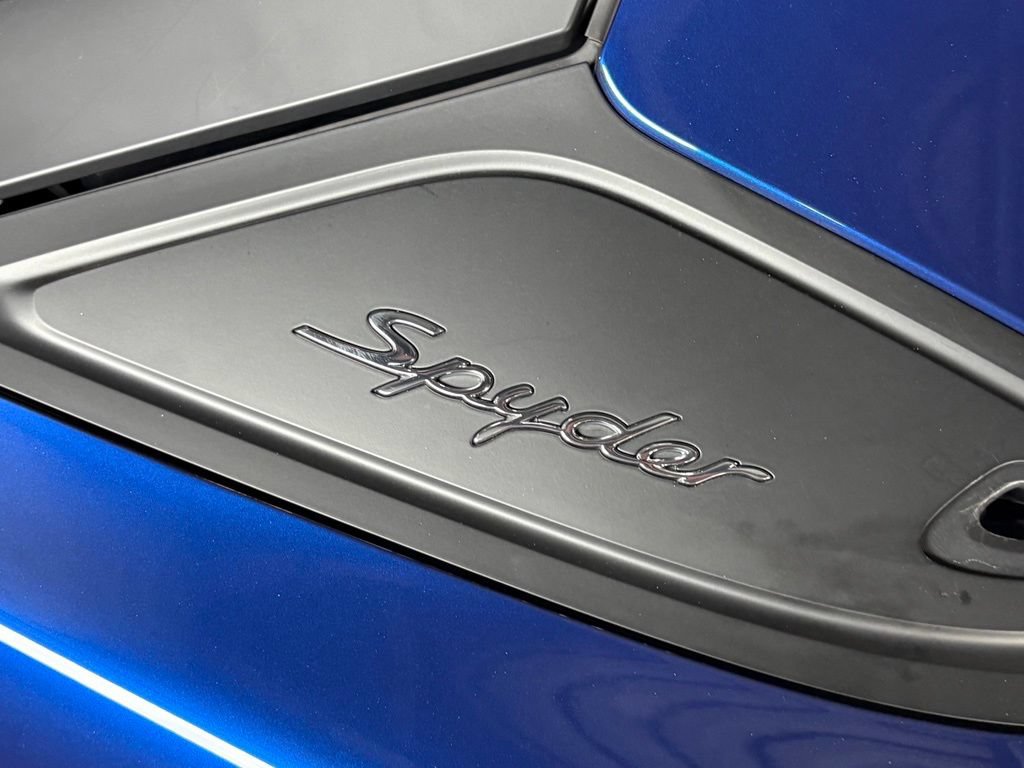 Used 2022 Porsche 718 Boxster Spyder RWD image 17