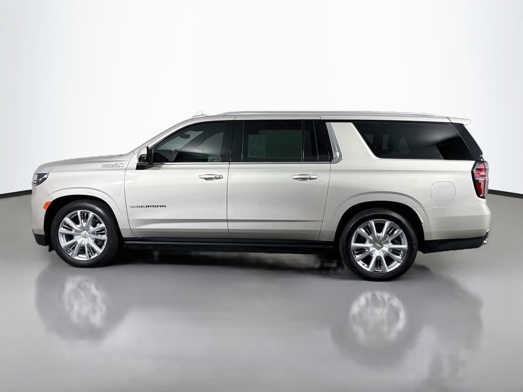 Certified 2024 Chevrolet Suburban High Country AWD/4WD image 4