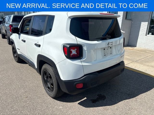 Used 2015 Jeep Renegade Sport w/ Power & Air Group FWD image 10
