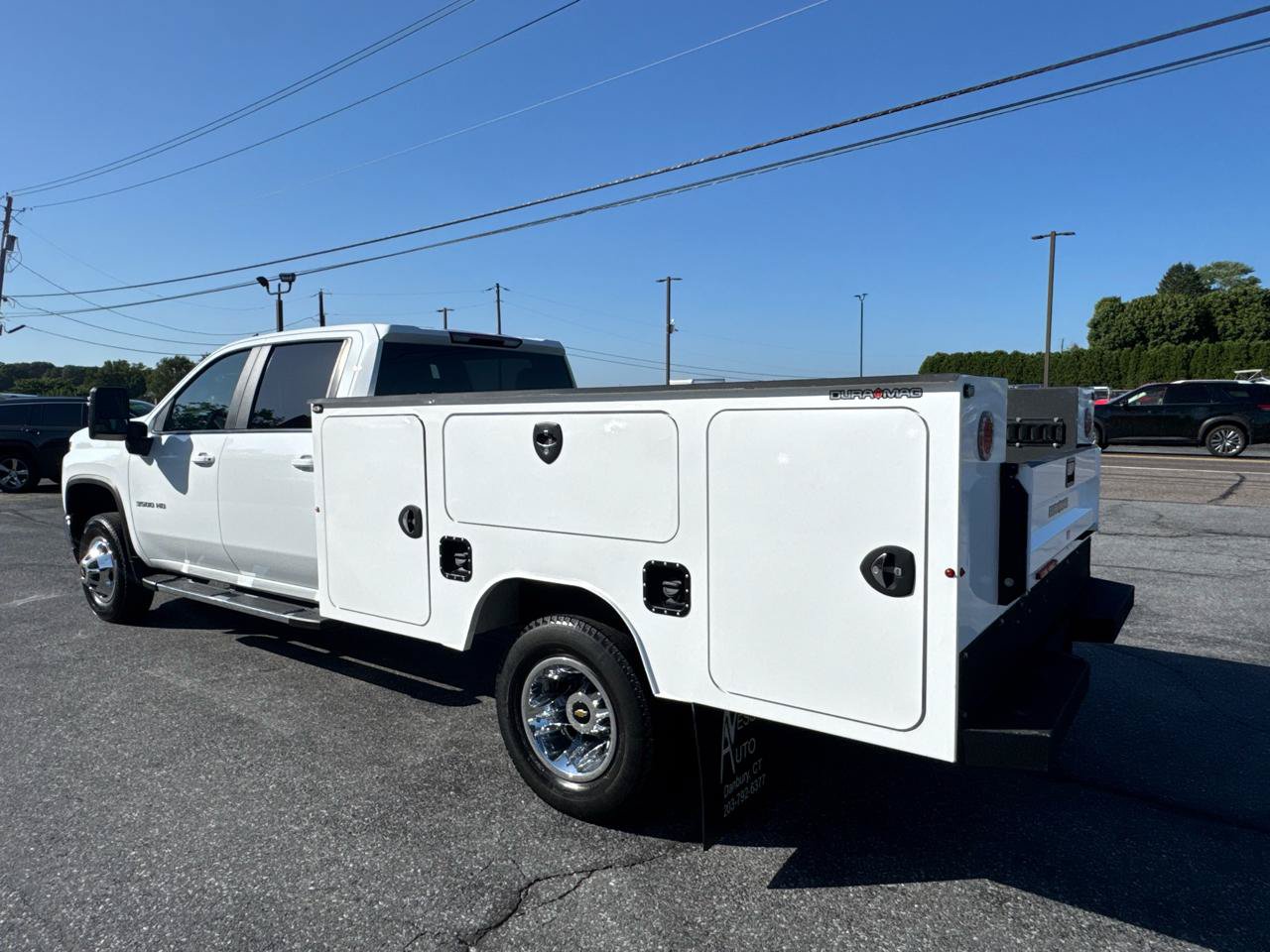 Used 2023 Chevrolet Silverado 3500 LT w/ Snow Plow Prep Package AWD/4WD image 4