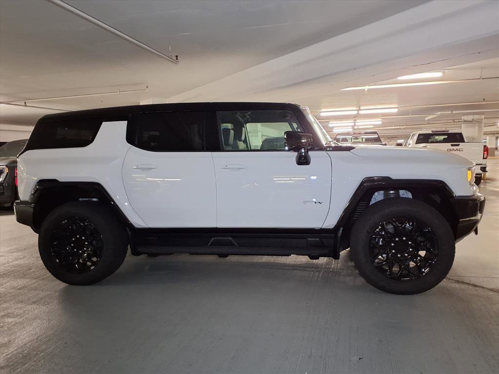 New 2026 GMC Hummer EV SUV image 4