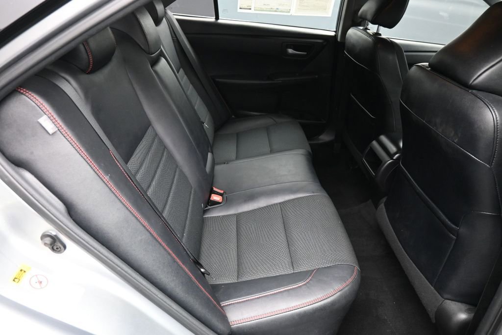 Used 2017 Toyota Camry SE w/ Protection Package (Q2) FWD image 22