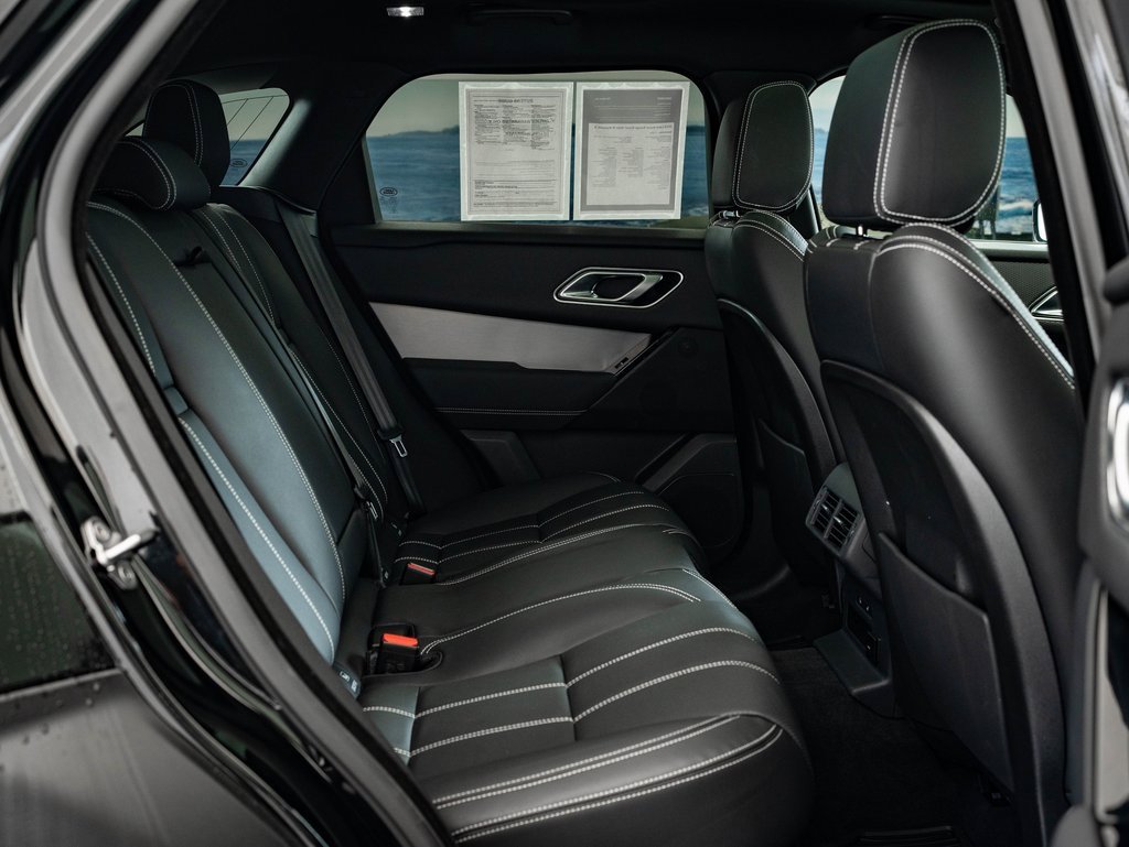 Used 2023 Land Rover Range Rover Velar R-Dynamic S image 43