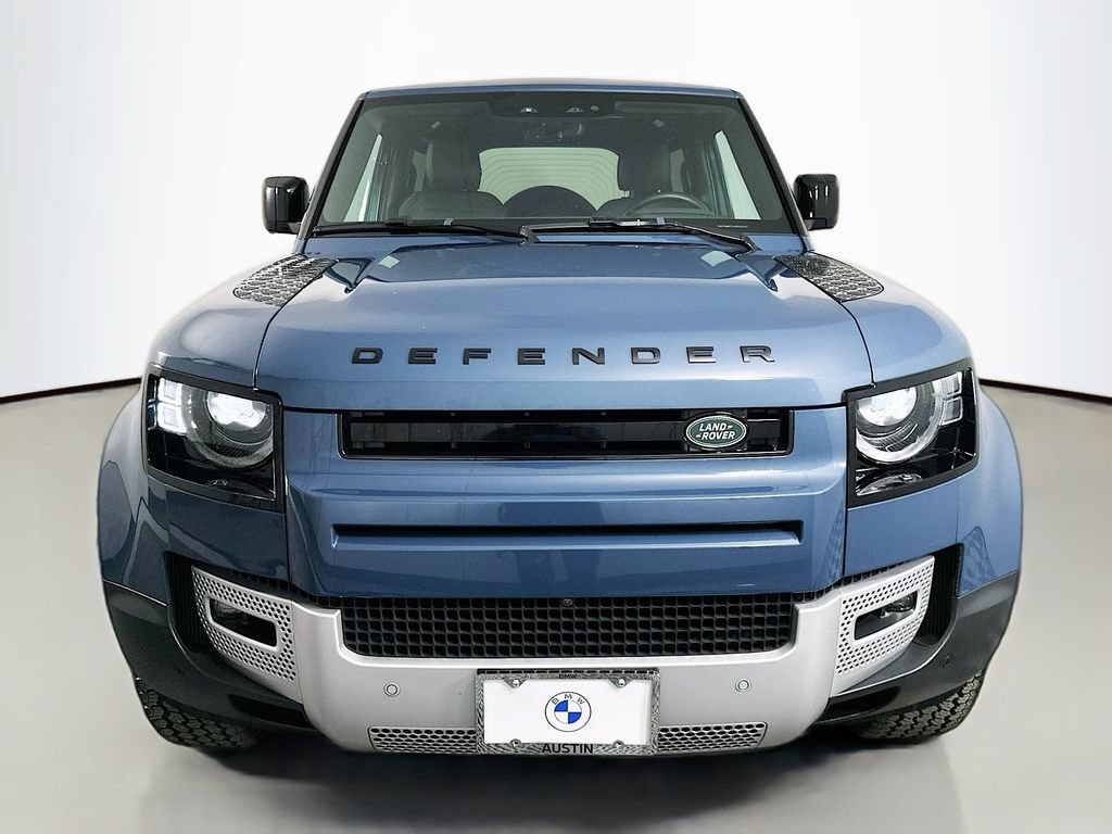 Used 2023 Land Rover Defender 90 SE AWD/4WD image 3
