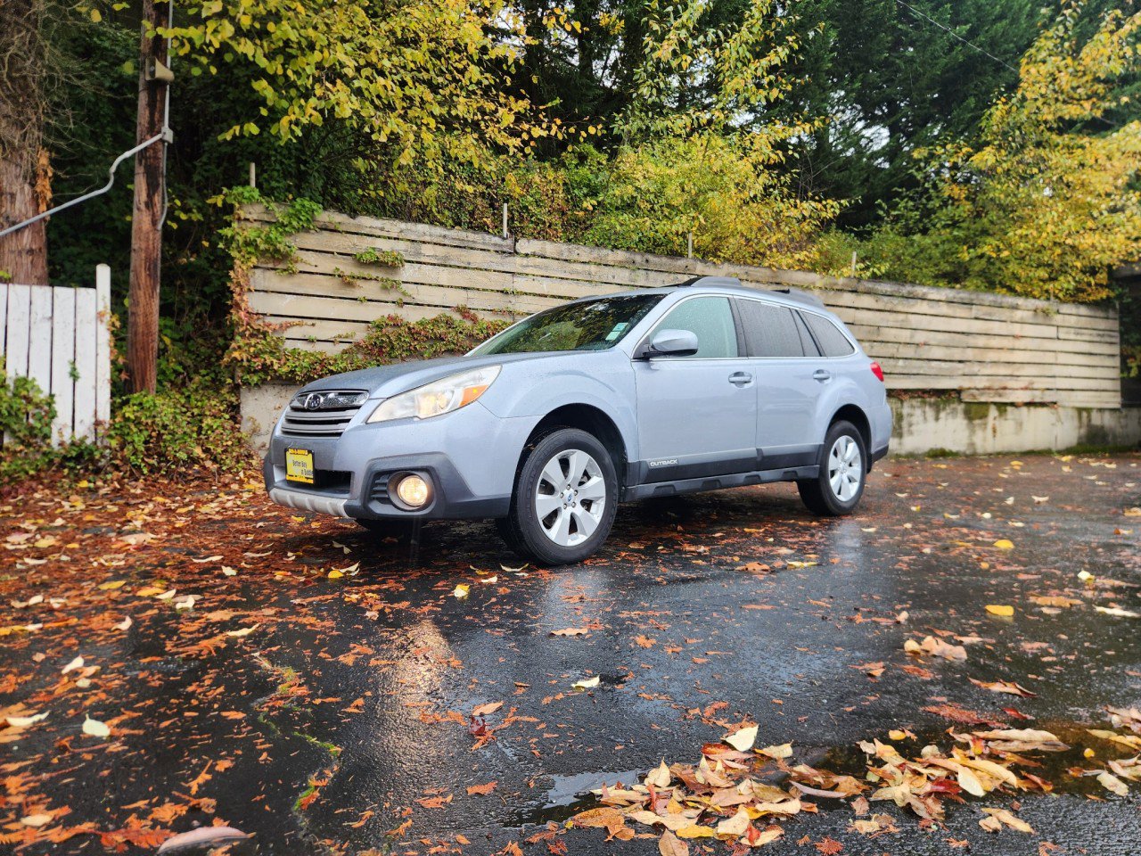 Used 2013 Subaru Outback 3.6R Limited AWD/4WD image 16