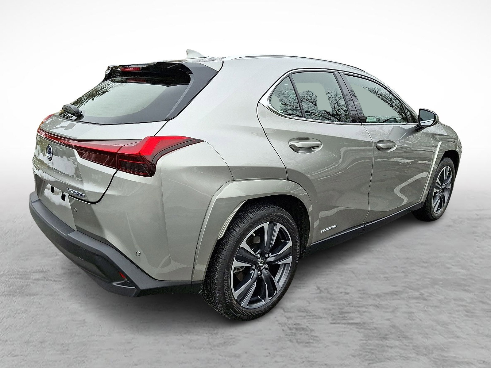 Certified 2022 Lexus UX 250h w/ Premium Package image 6