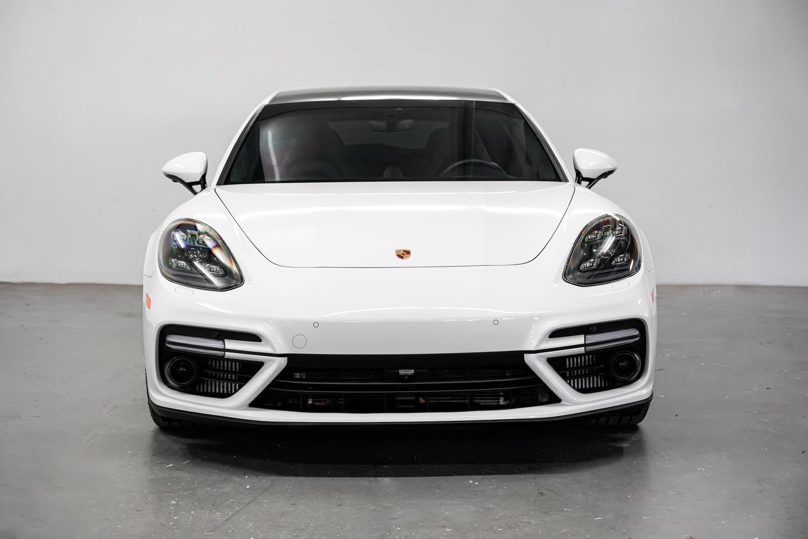 Used 2018 Porsche Panamera Turbo Sport Turismo AWD/4WD image 5