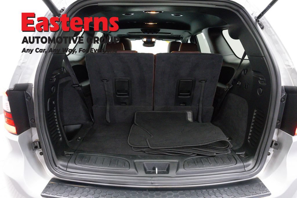 Used 2024 Dodge Durango R/T w/ Tow 'N Go Package AWD/4WD image 9