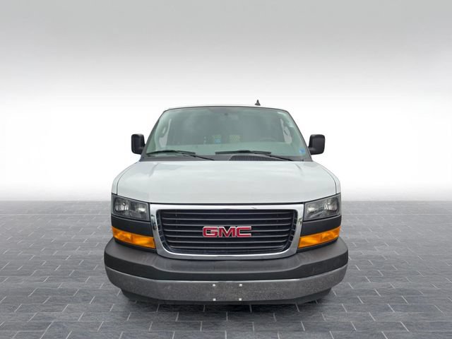 Used 2023 GMC Savana 2500 w/ Driver Convenience Package RWD image 2
