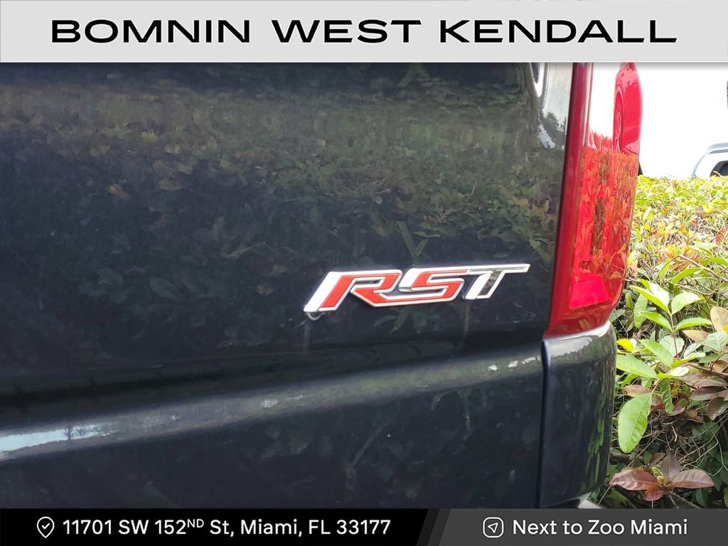 Used 2022 Chevrolet Silverado 1500 RST w/ Convenience Package II image 8