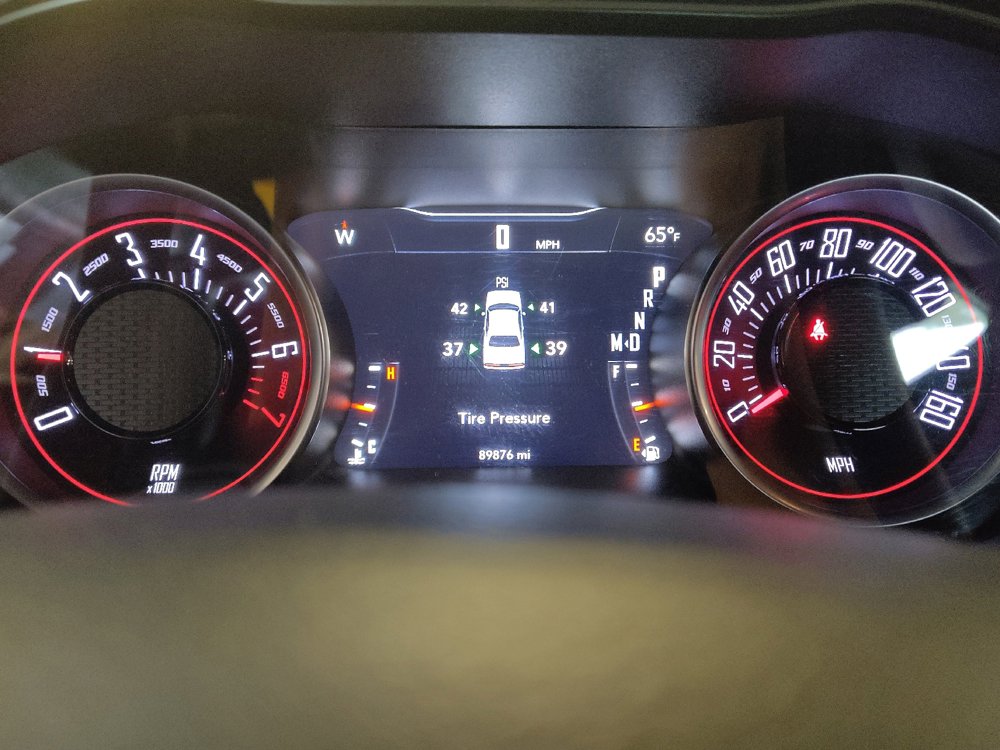 Used 2019 Dodge Challenger SXT RWD image 23