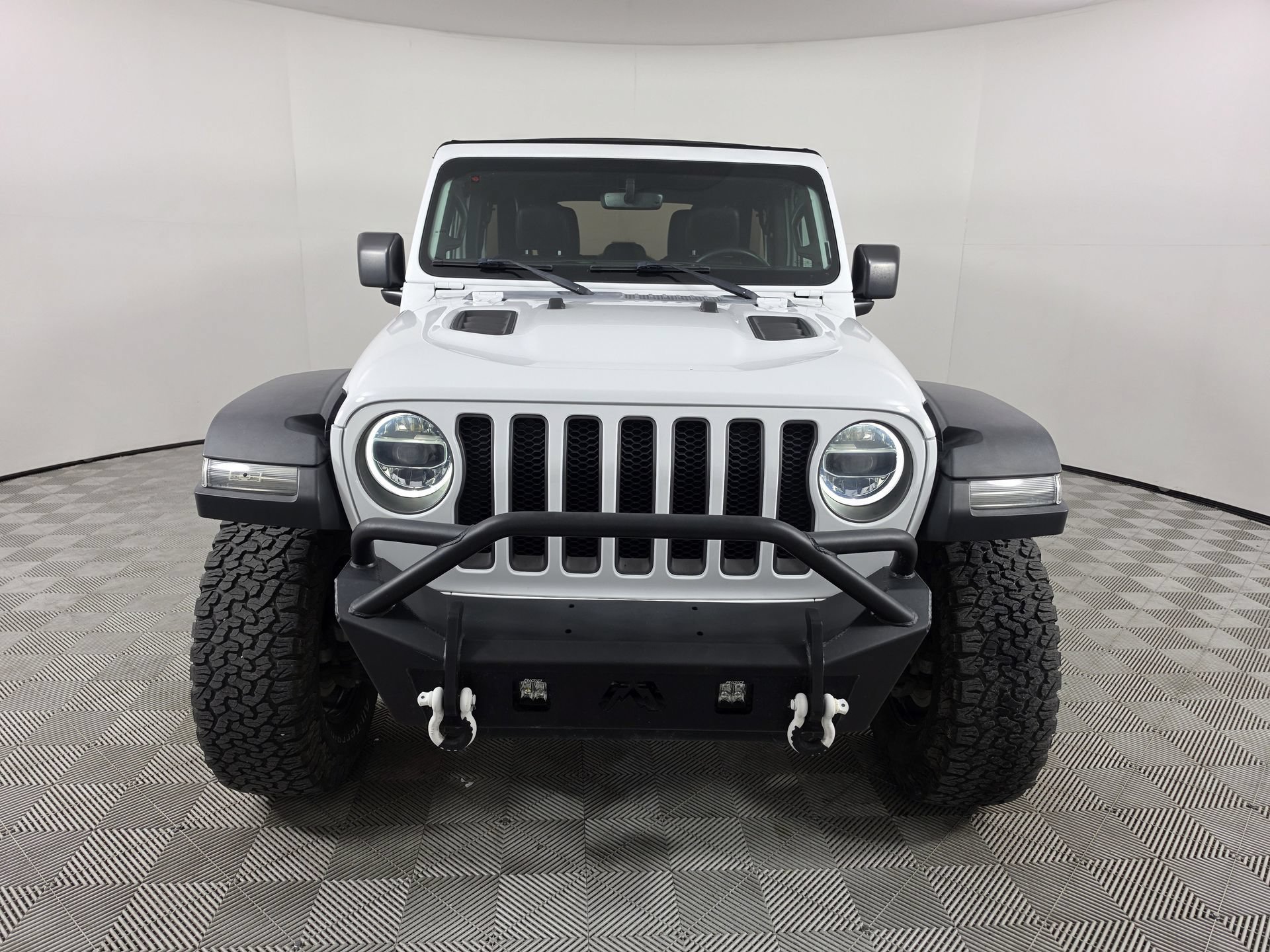 Used 2019 Jeep Wrangler Unlimited Rubicon AWD/4WD image 2