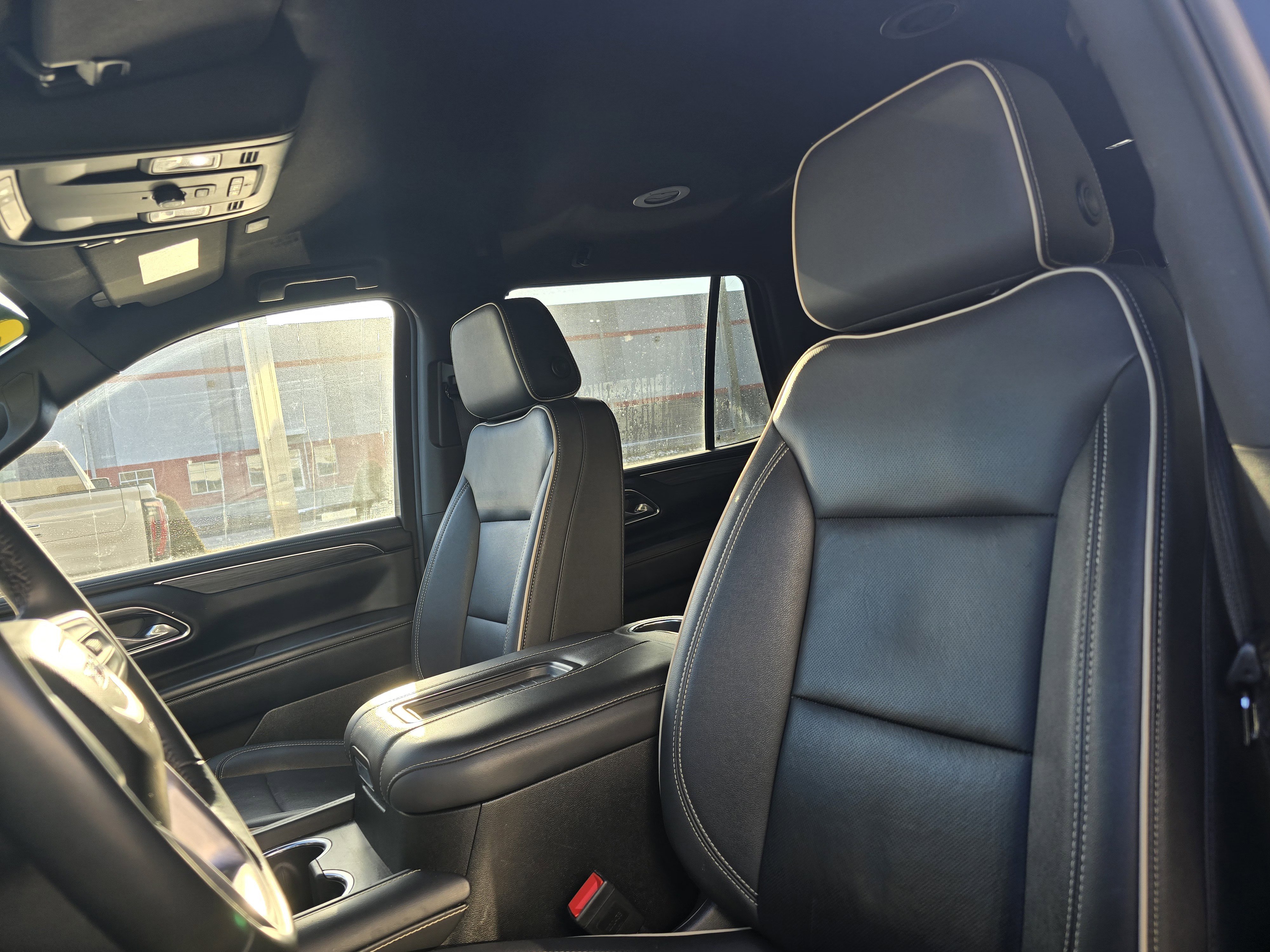 Used 2024 GMC Yukon SLT image 11