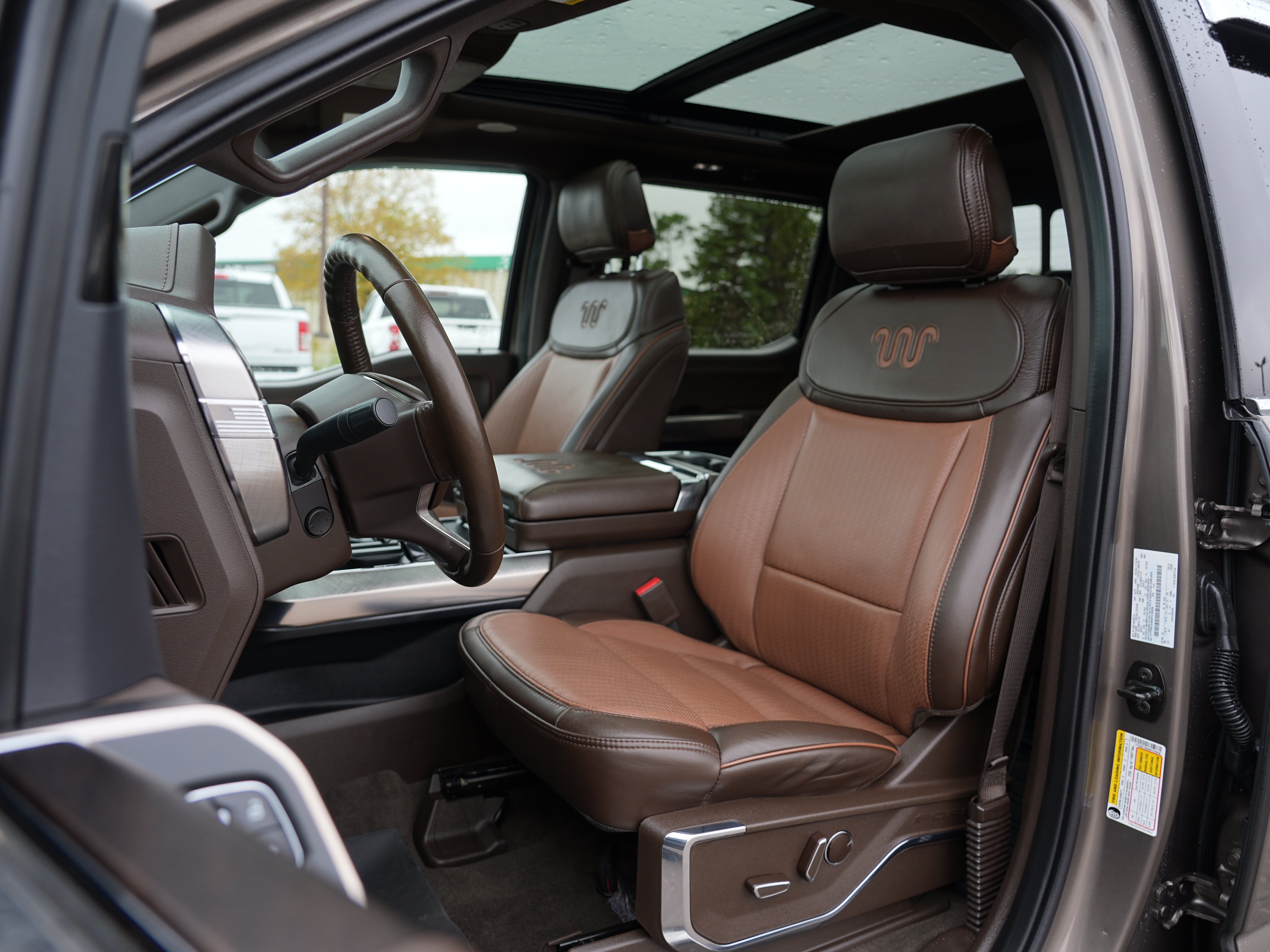 Used 2022 Ford F150 King Ranch w/ Equipment Group 601A High AWD/4WD image 13