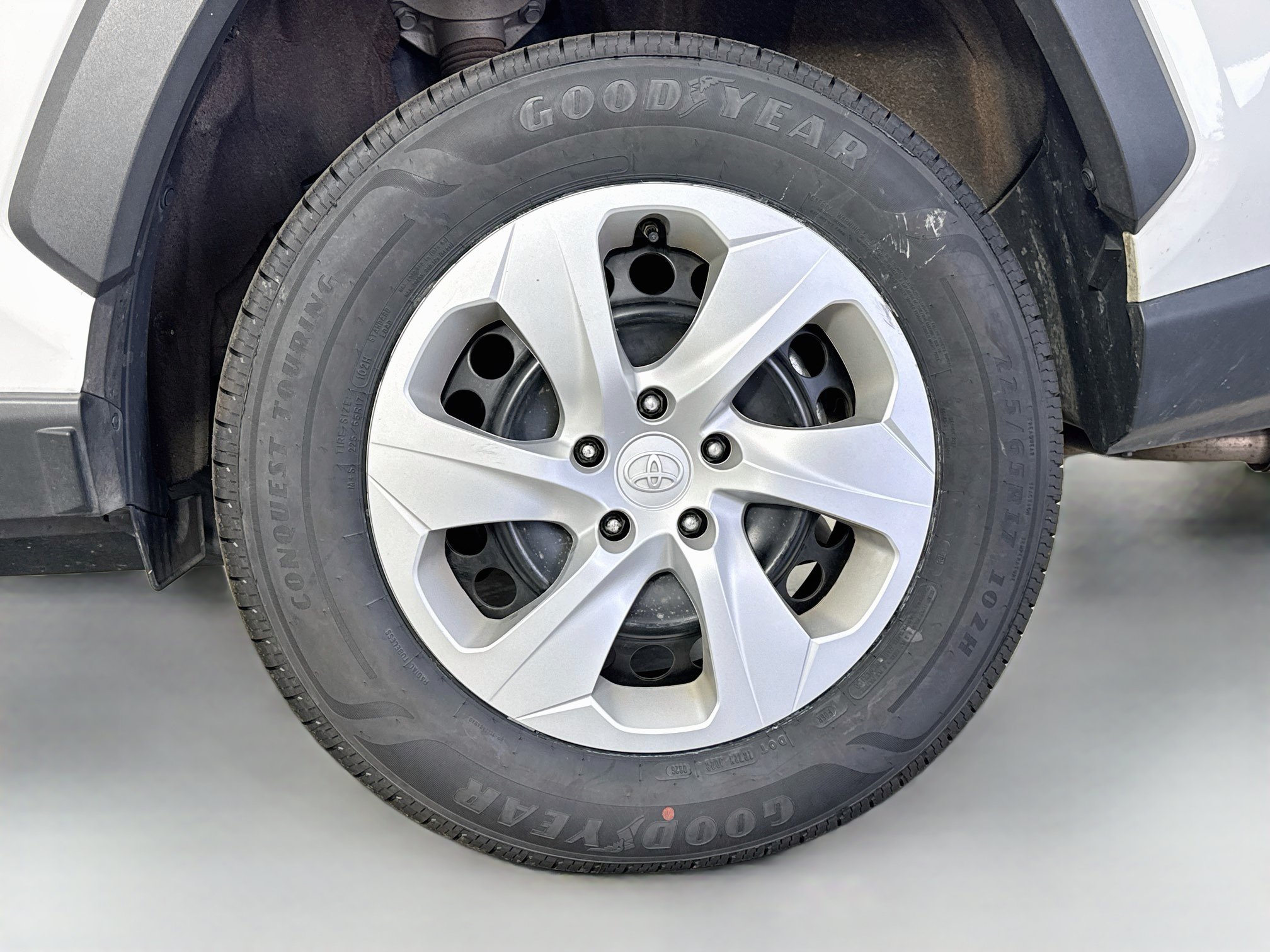 Certified 2025 Toyota RAV4 LE AWD/4WD image 30